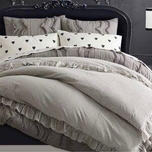 🩶 Emily & Meritt Ruffle and Stripe Duvet, Shams, and Quilt Set 🩶